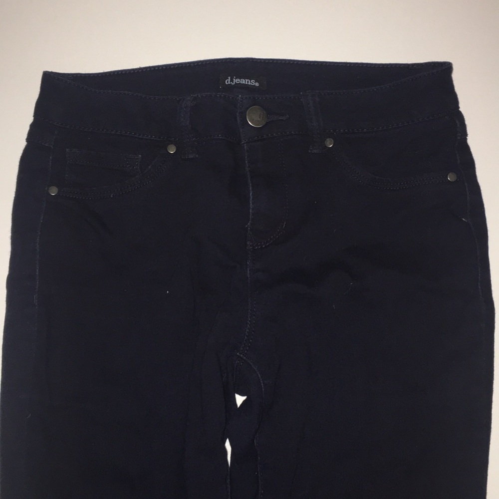 D. Jeans Dark Wash Skinny